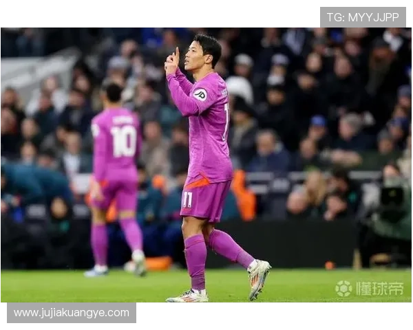 韩媒称狼队降级黄喜灿或将离队